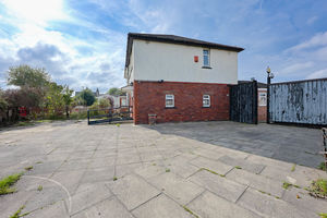 Photo 18- click for photo gallery